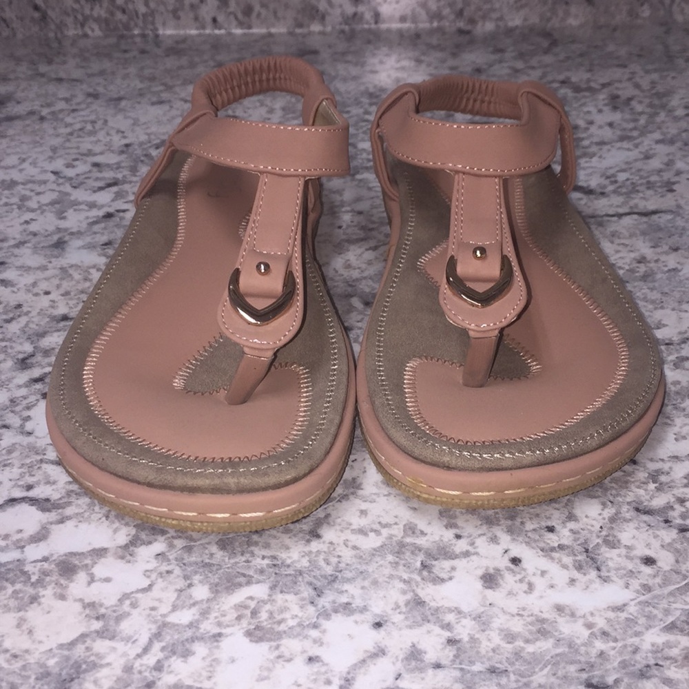 Like New Worn once Lite Pink Socofy Sandals.
